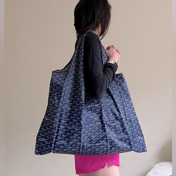 Dark Blue Extra Large Foldable  Waterproof Storage Travel Beach Essentials Bag - Picture 2 of 13